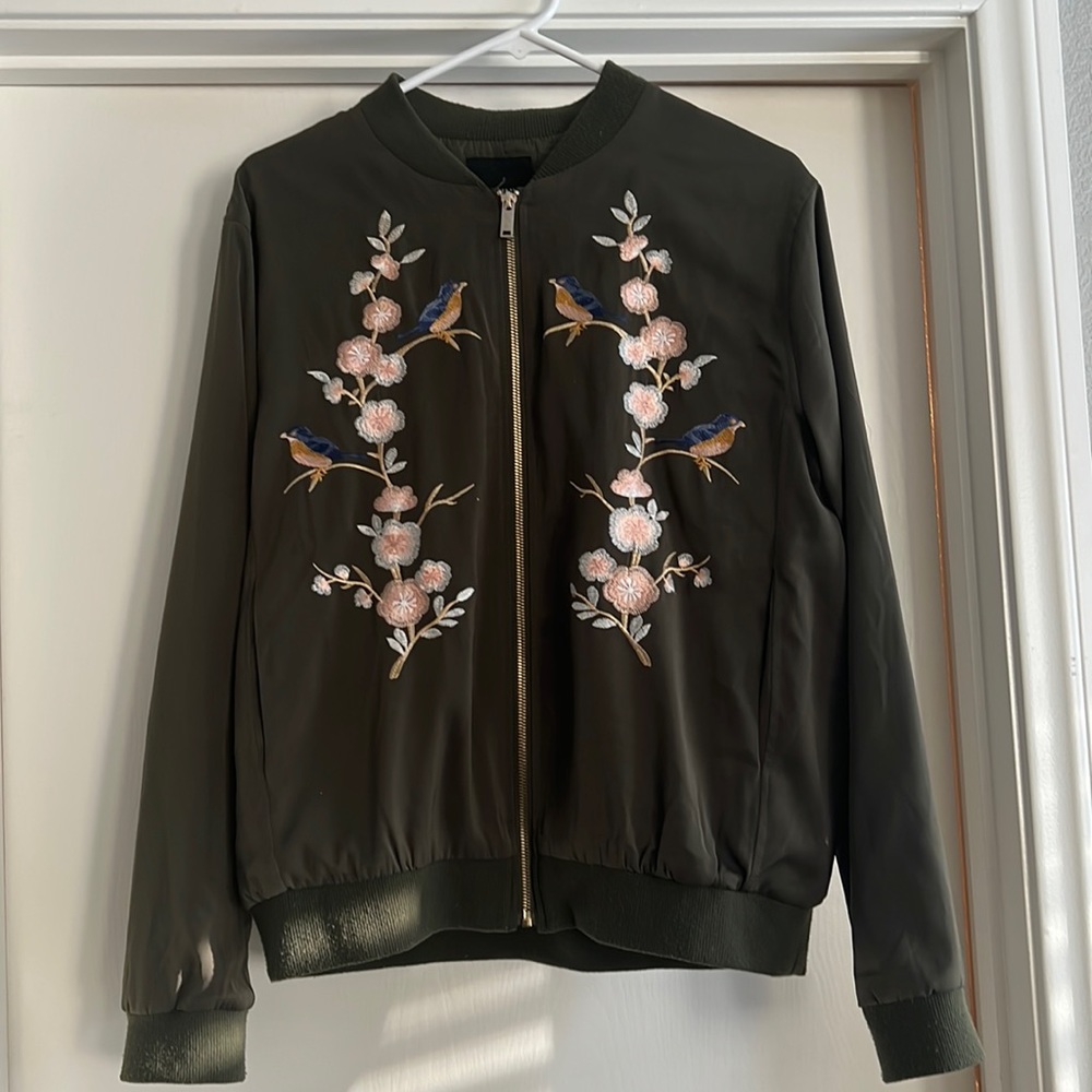 Thin lined jacket